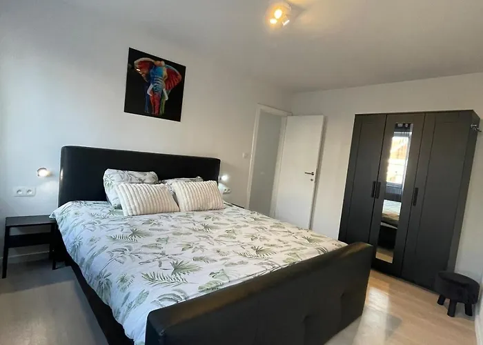 Cosy A 5 Min Du Centre-ville *